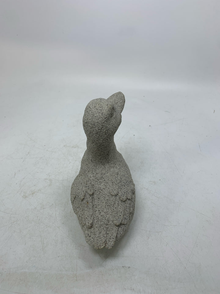 CEMENT DUCK W/ TEXTURED WING FEATHERS.