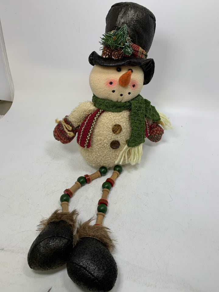 PLUSH PRIMITIVE STYLE SNOWMAN W/ BEADED LEGS SHELF SIT.