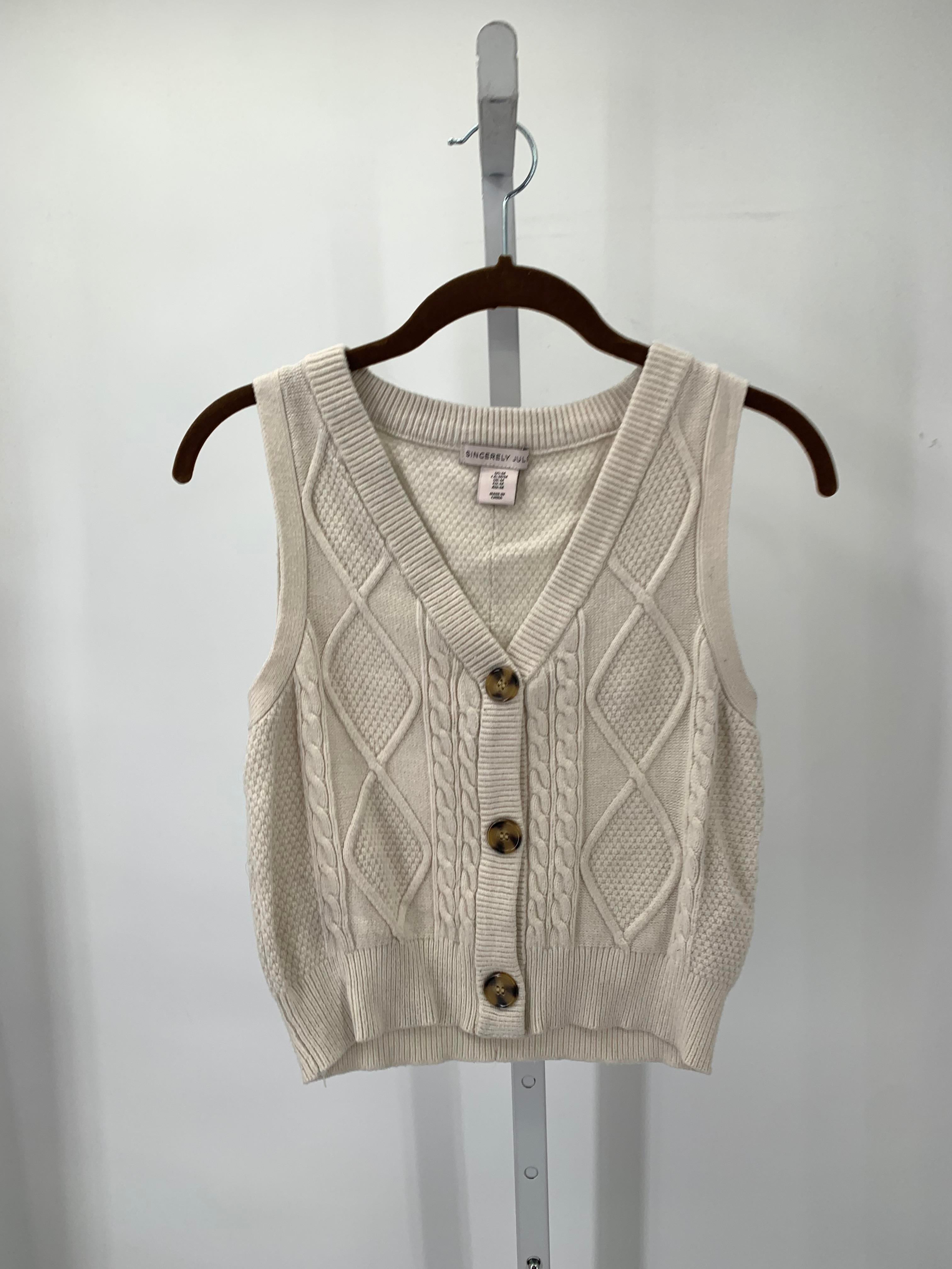 Size Medium Juniors Vest