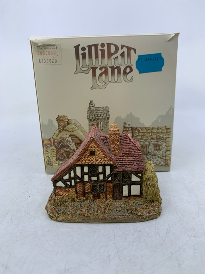 LILLIPUT LANE OAK LODGE COTTAGE W/ BOX.