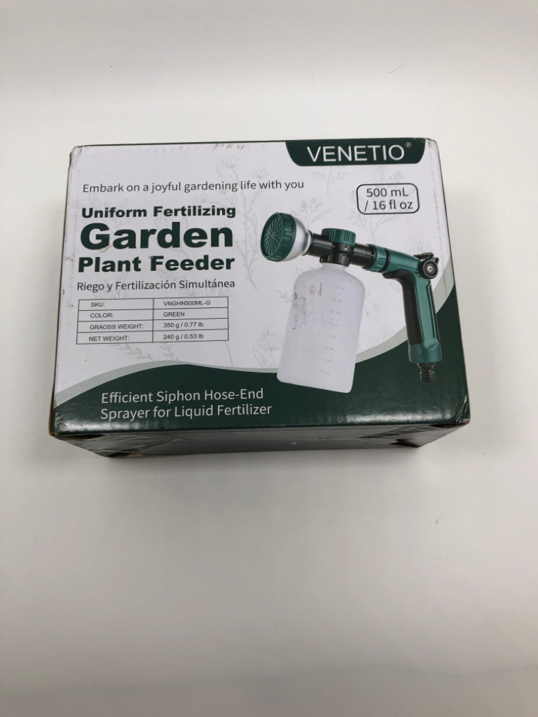 NIB GARDEN PLANT FEEDER/FERTILIZER.