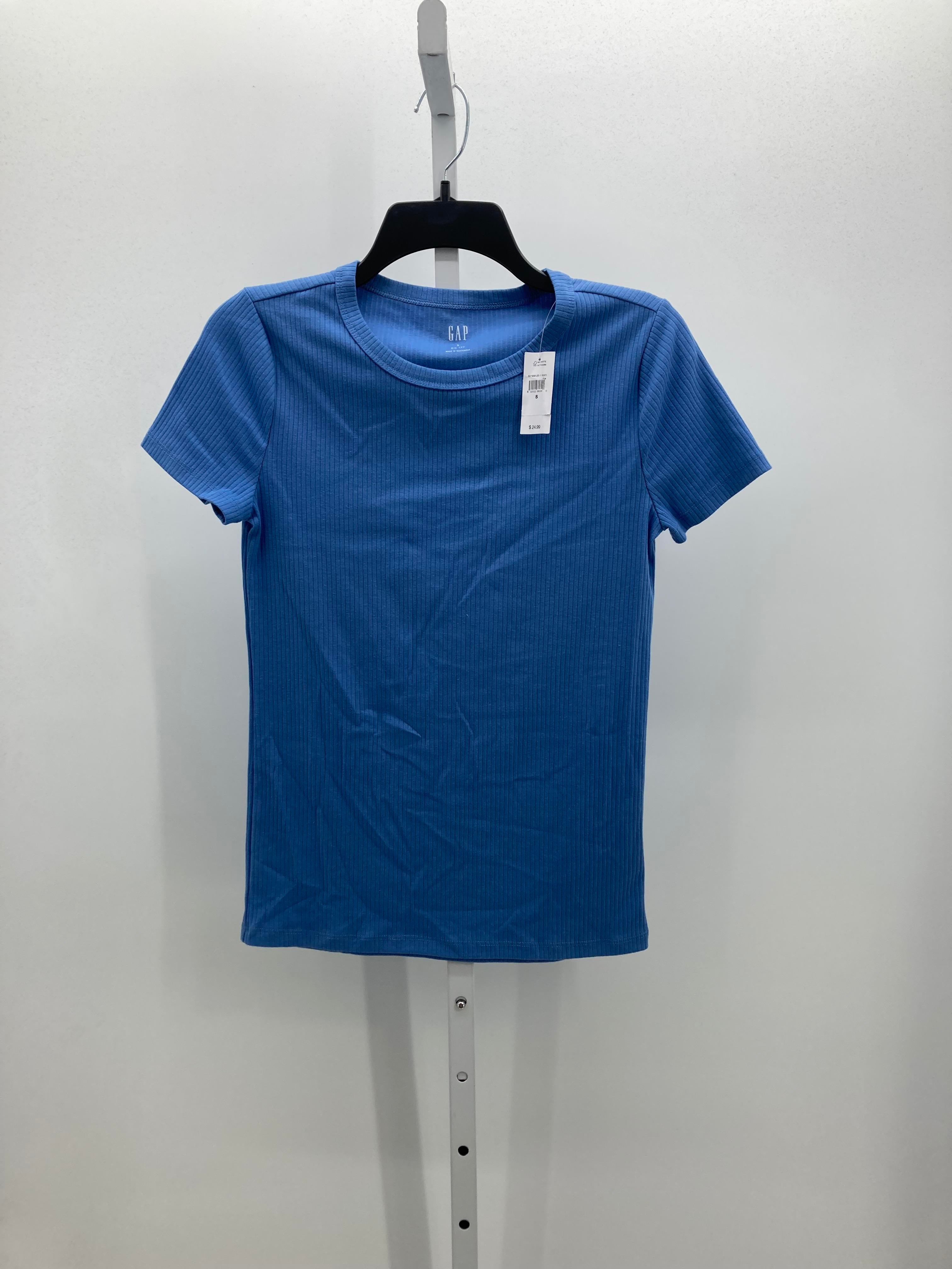 Gap Size Small Misses Short Sleeve Shirt