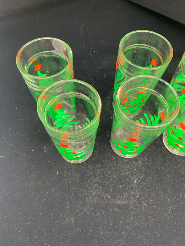 8 HEAVY GLASS CHRISTMAS TREE GLASSES.