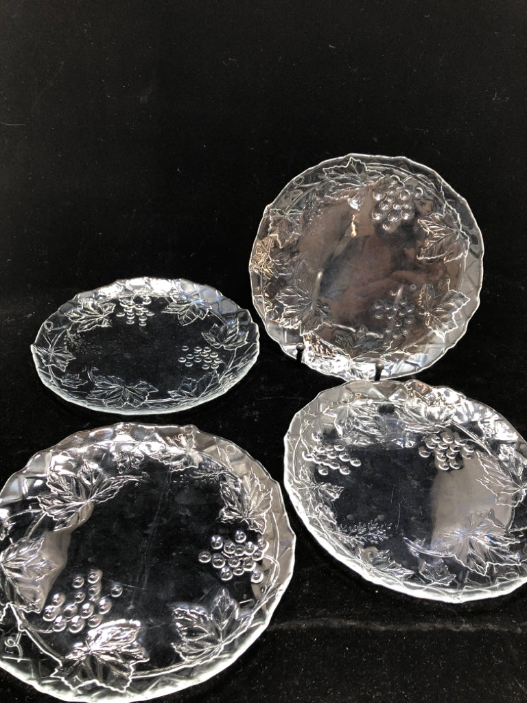 4PC GRAPE & LEAF EMBOSSED GLASS PLATES.