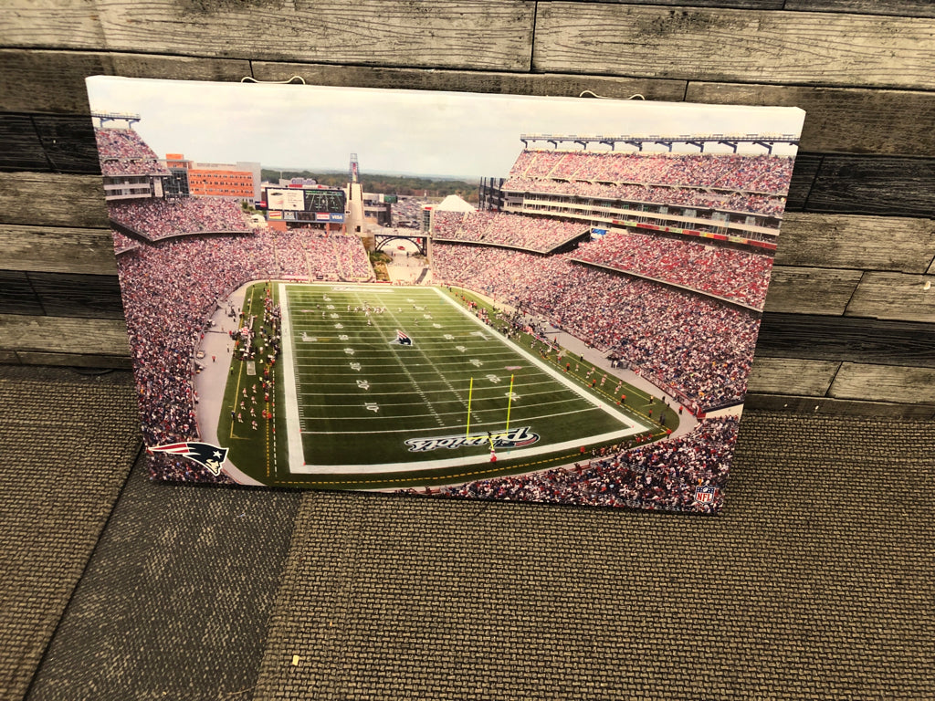 GILLETTE STADIUM CANVAS WALL ART.