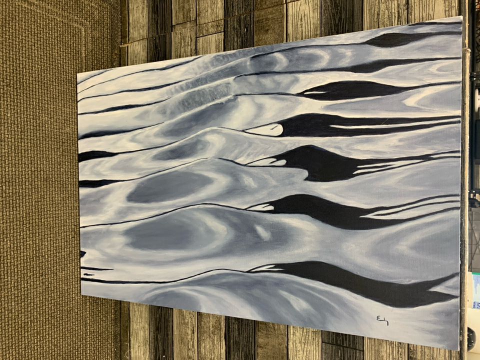 GREY/BLACK WAVY CANVAS PAINTING.