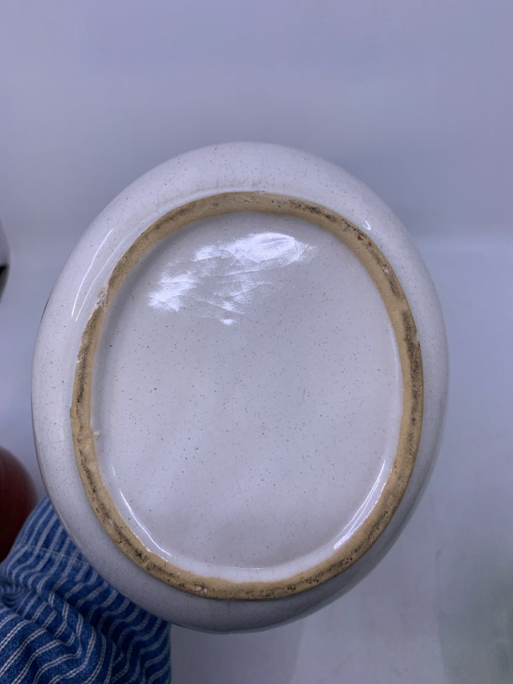 IVORY/ BROWN PITCHER.