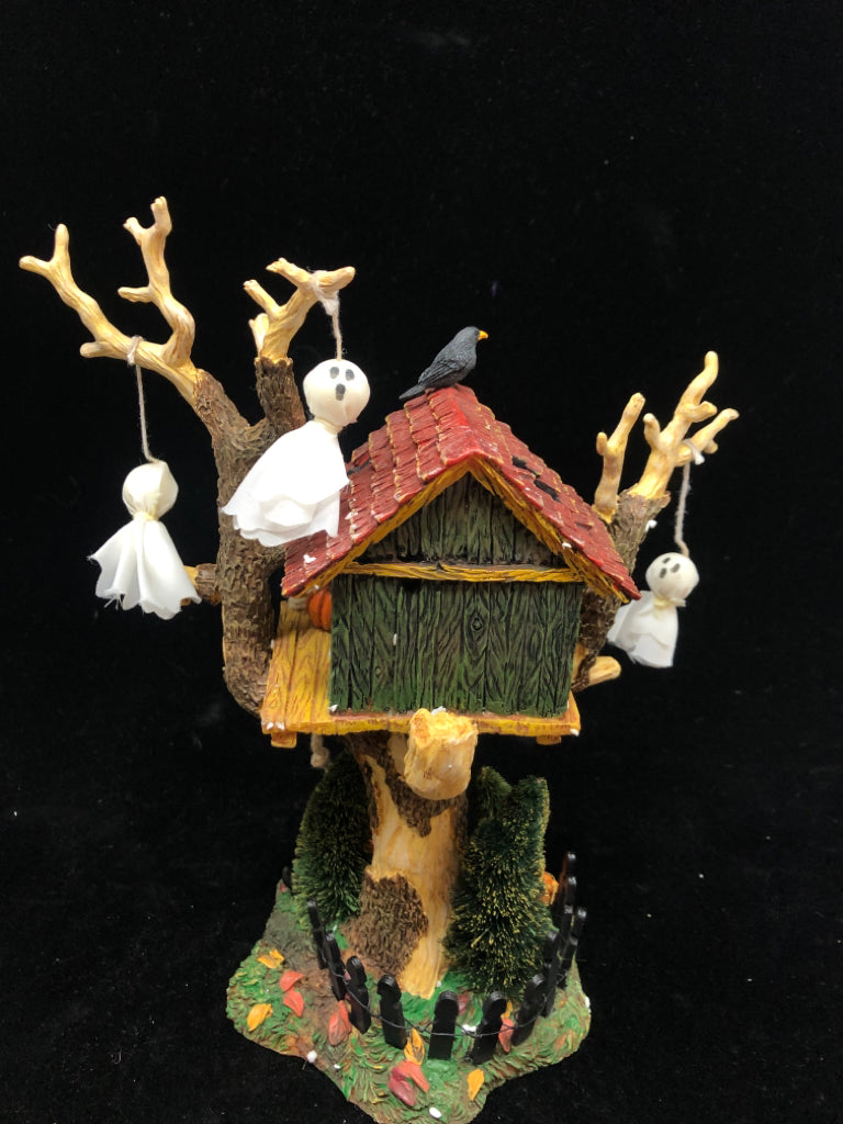 NIB DEPARTMENT 56 HALLOWEEN HAUNTED TREE HOUSE.