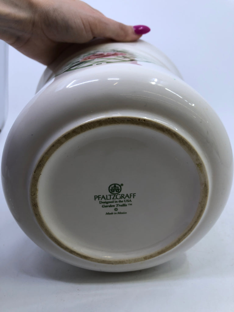 FLORAL DESIGN COVERED CANISTER.