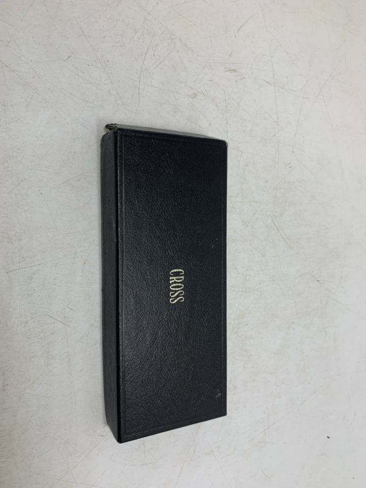 VTG 2 CROSS #2501 CLASSIC PENCILS IN BOX.