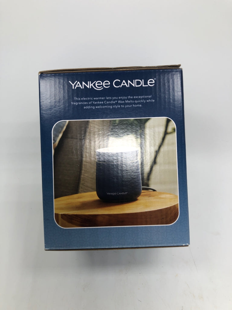 NIB YANKEE CANDLE WAX WARMER.