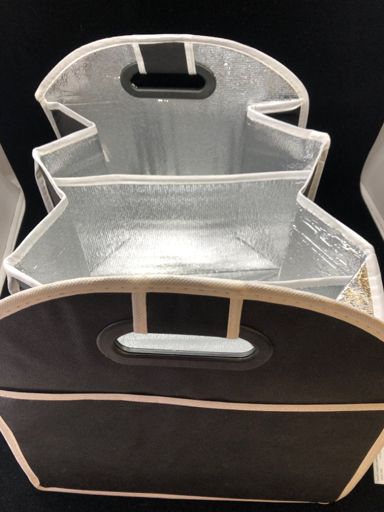 BLACK 3 DIVIDED INSULATED FOLDING CARRIER.