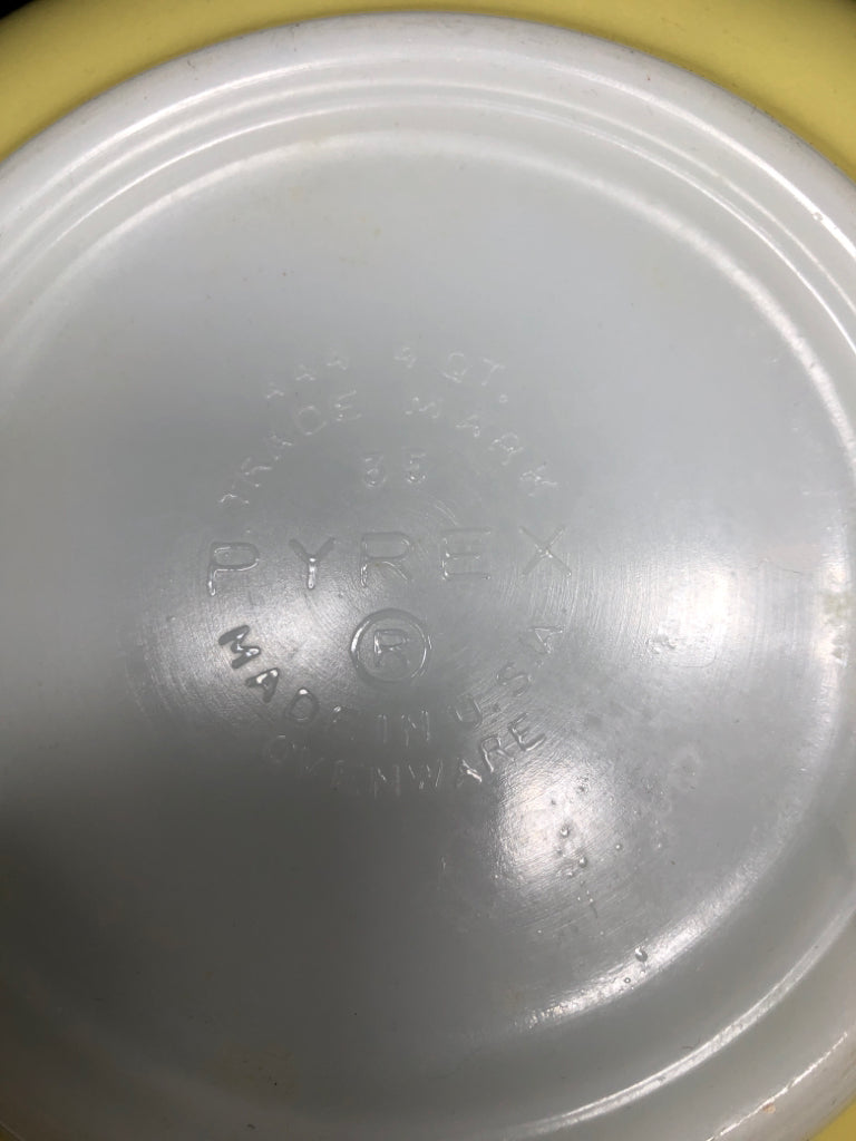 VTG PYREX GOOSEBERRY CINDERELLA MIXING BOWL #444.