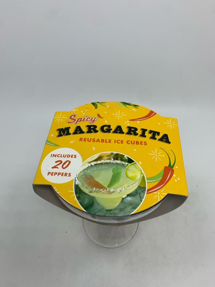 NWT PLASTIC MARGARITA GLASS W/REUSABLE ICE CUBES.