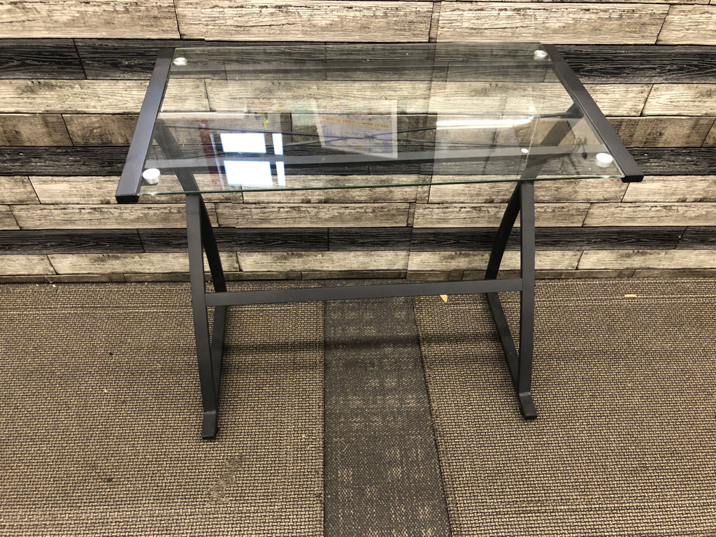 GLASS TOP W/ METAL BASE DESK.