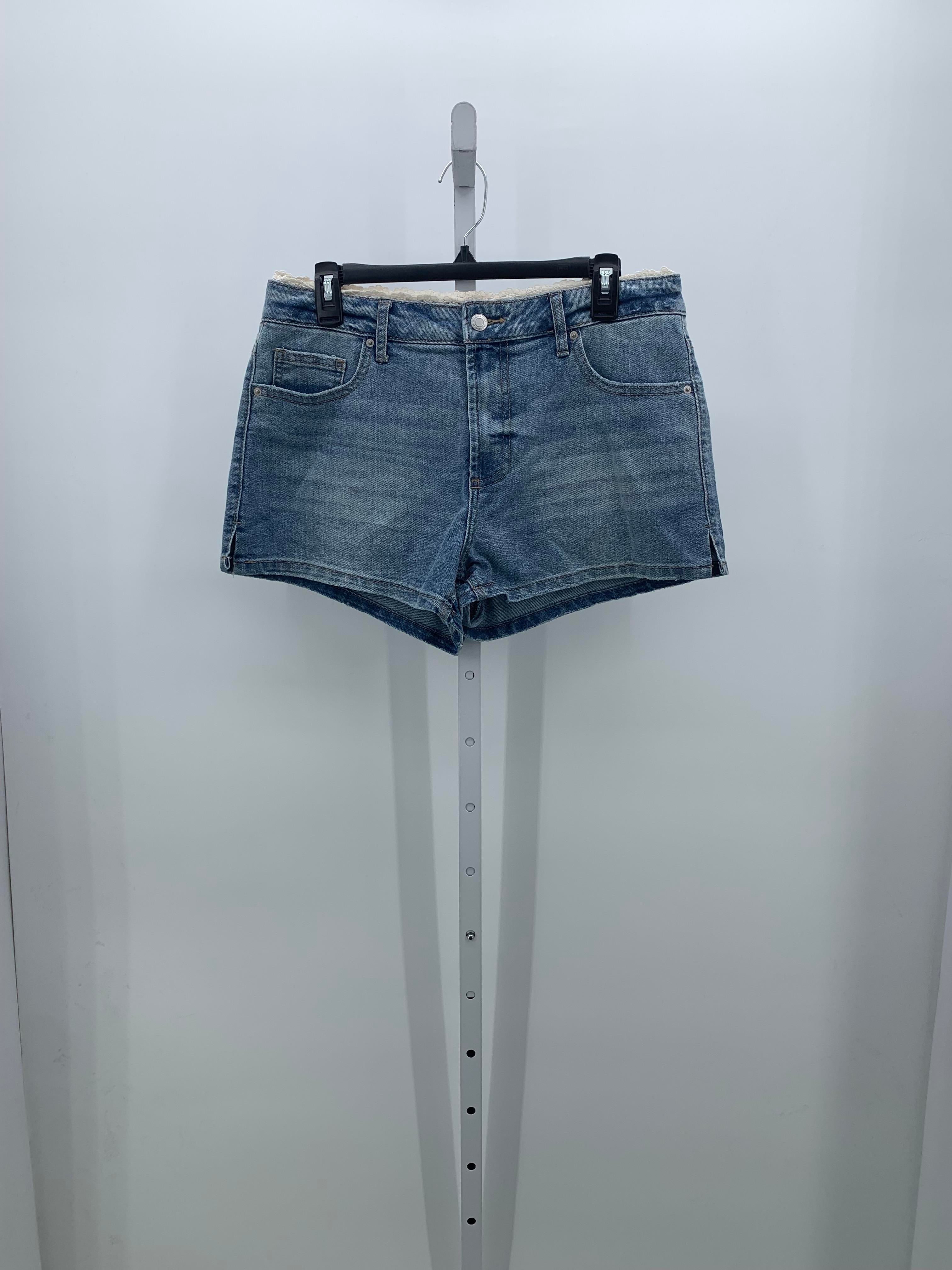 Vanilla Star Size 9 Juniors Shorts