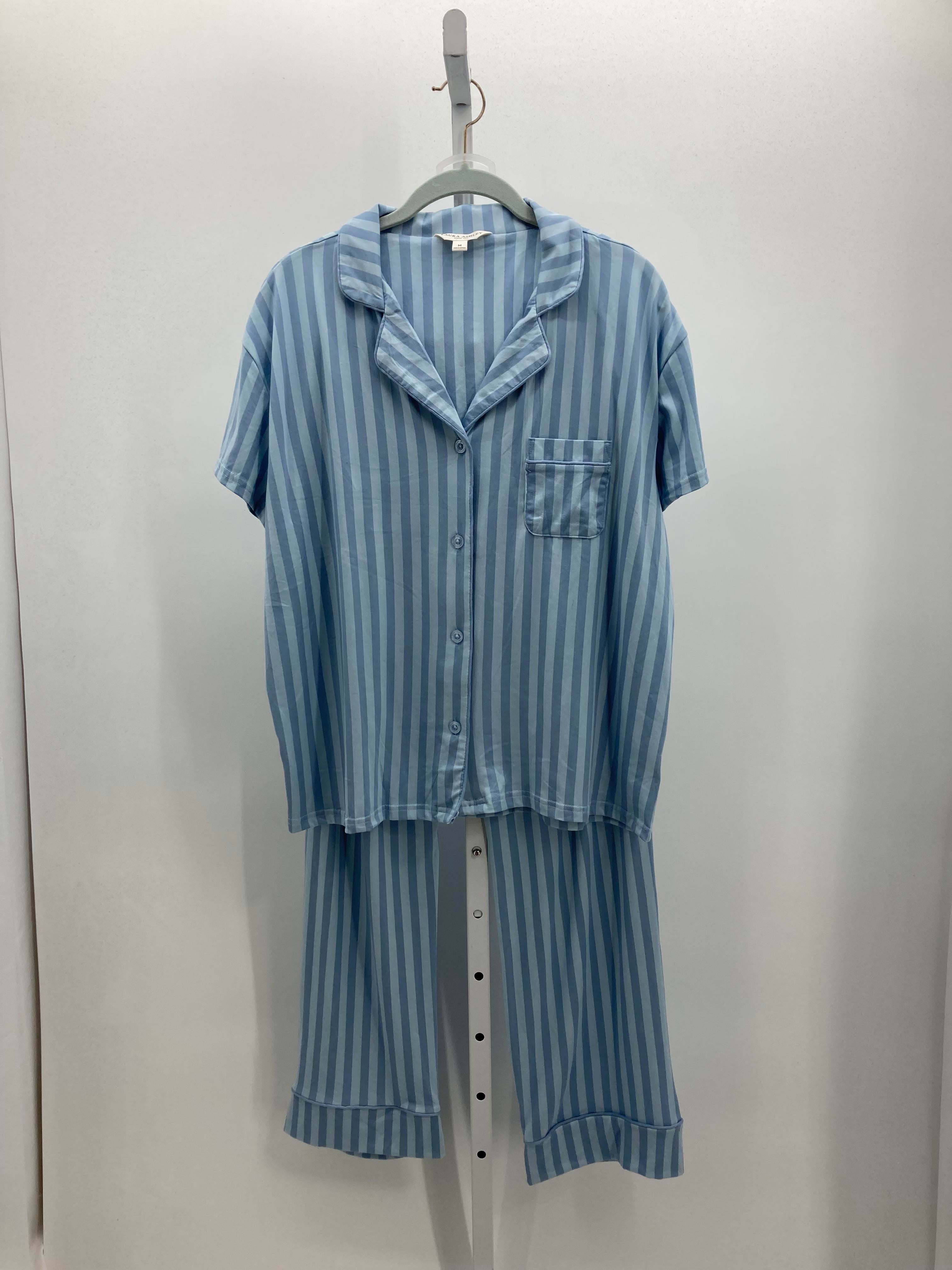 Laura Ashley Size Medium Misses Pajamas