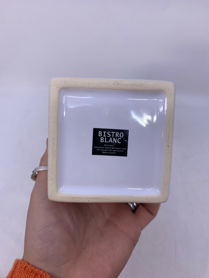 CREAMER CARTON SERVER