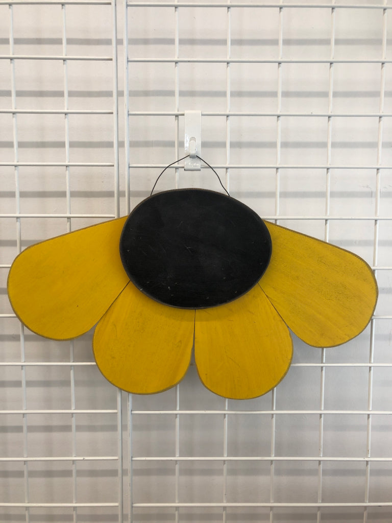 WOOD SUNFLOWER WALL DECOR.