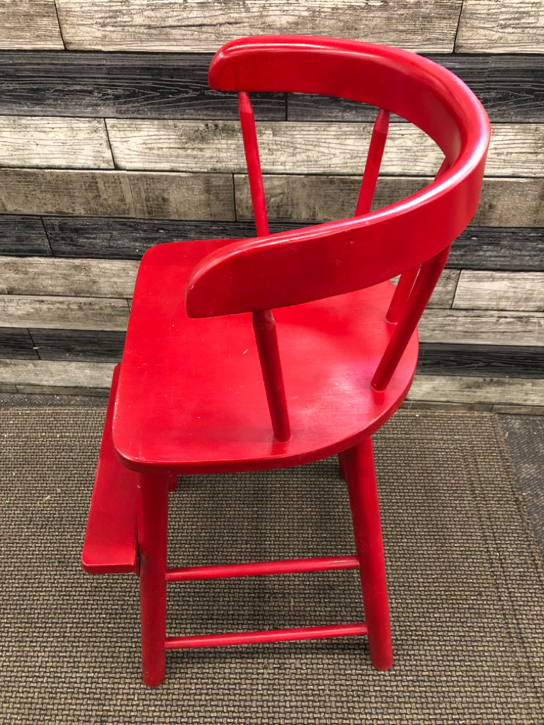 RED PAINTED WOODEN CHILDS CHAIR.