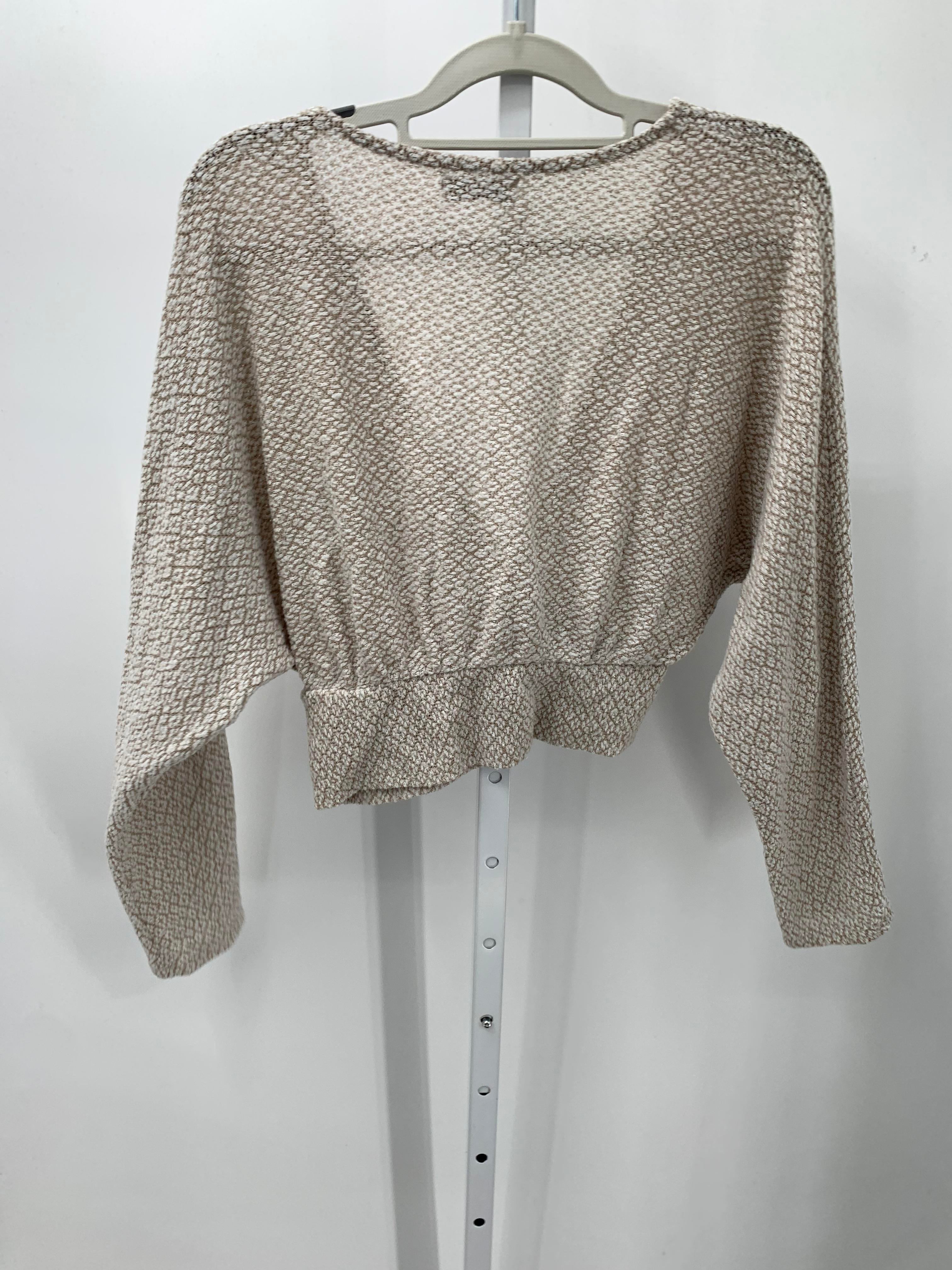 Urban Outfitters Size Medium Juniors Long Sleeve Shirt