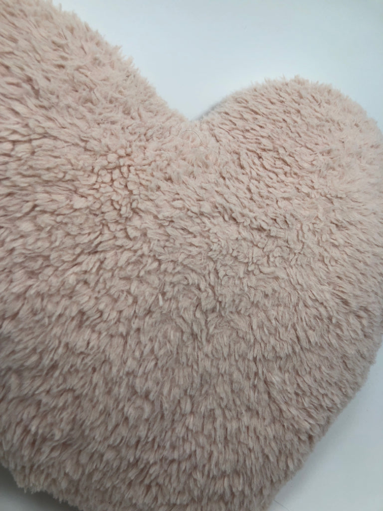 FUZZY HEART SHAPED PILLOW.