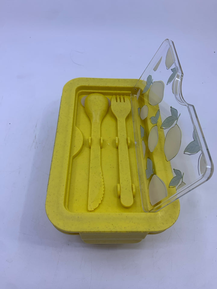 LEMONS BENTO BOX.