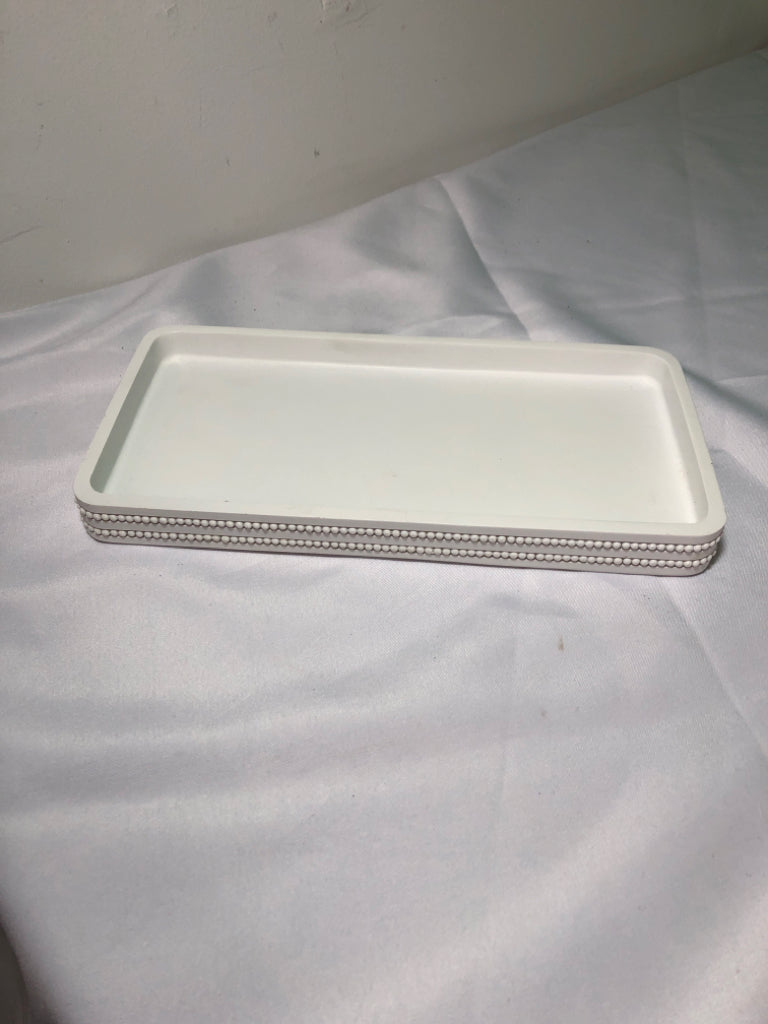 WHITE RESIN VANITY TRAY.