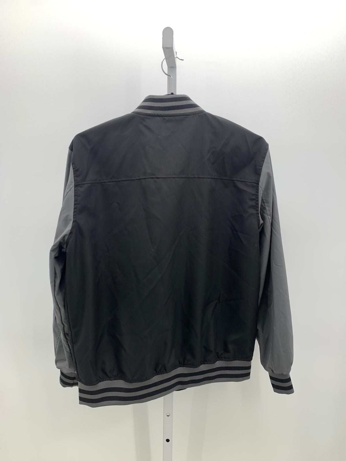 GREY LINES ZIP UP.