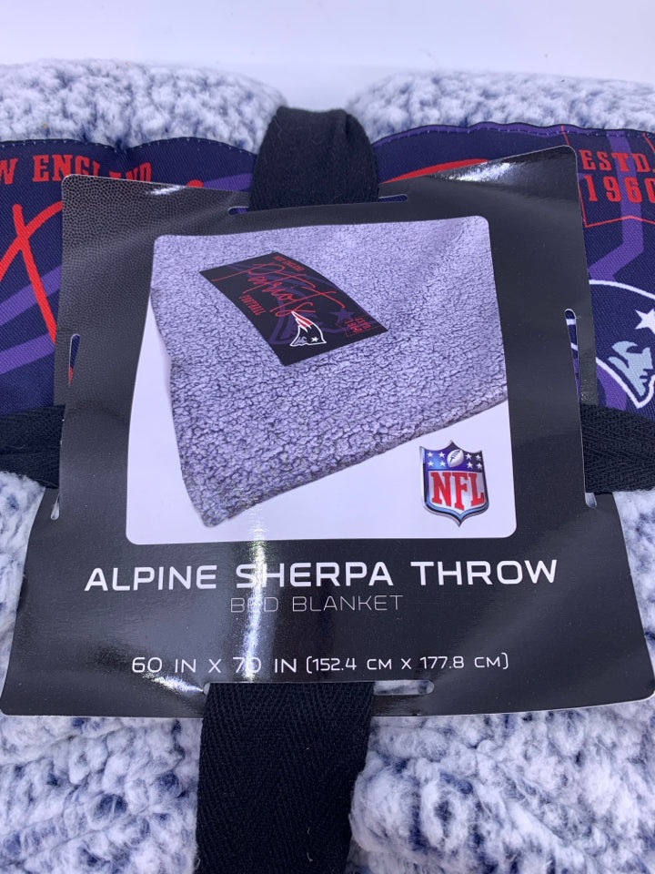NIP ALPINE SHERPA PATRIOTS THROW.