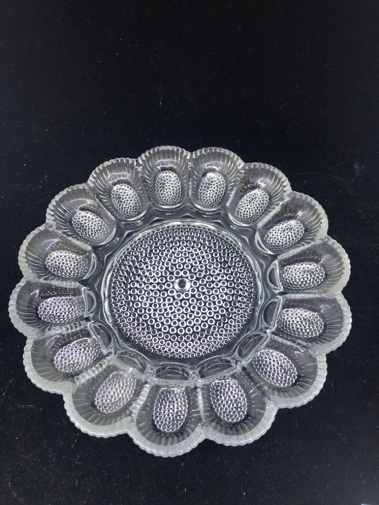 VTG CLEAR HOBNAIL GLASS DEVILED EGG DISH.