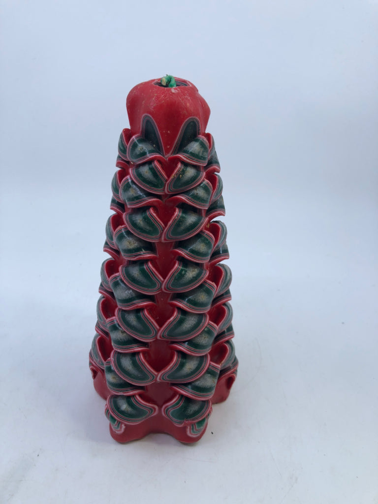 RED AND GREEN CHRISTMAS TREE CANDLE.