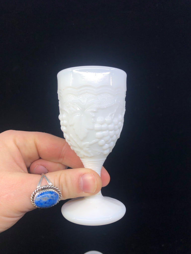 2 WHITE MILK GLASS GOBLETS.