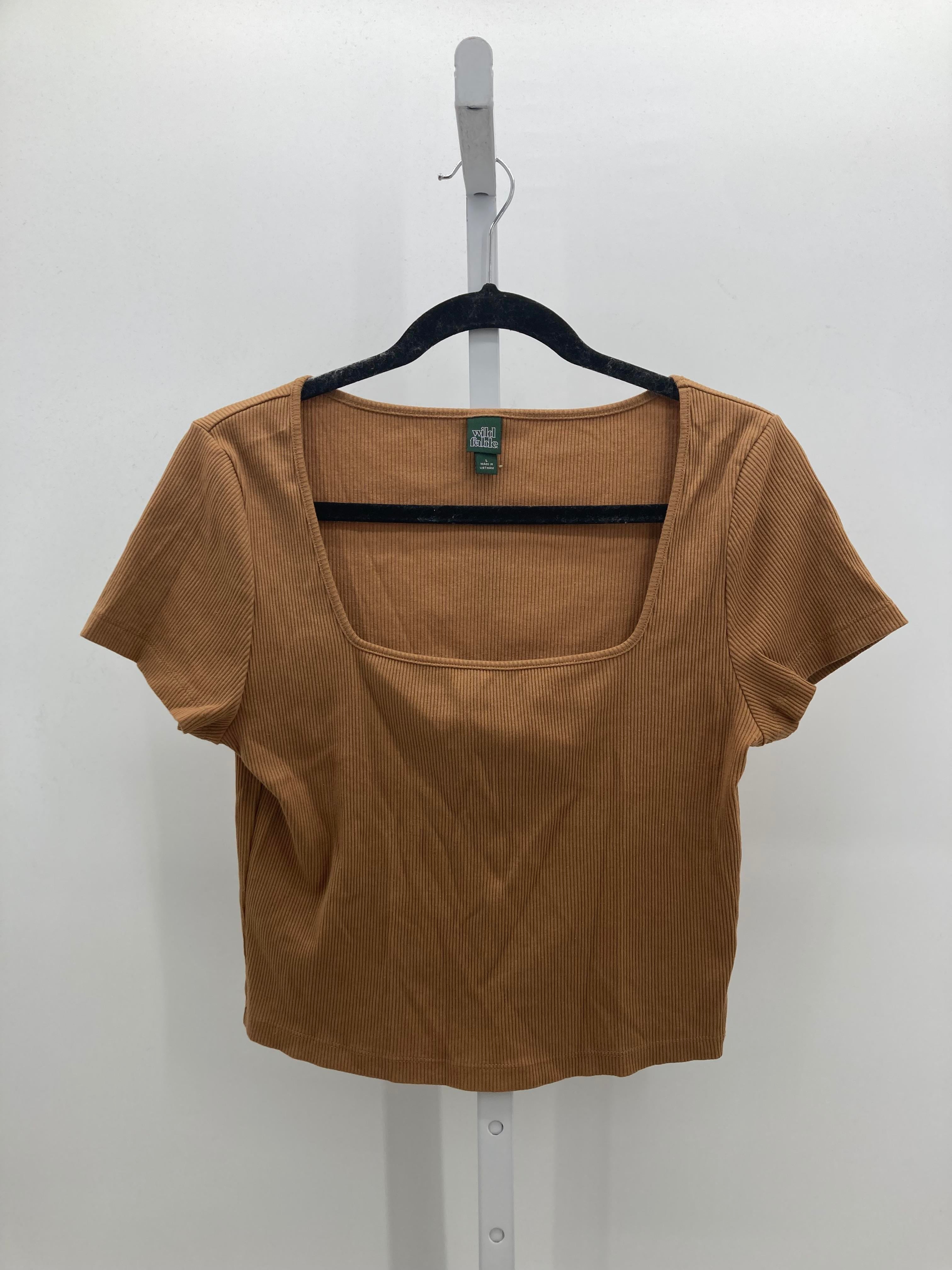 Wild Fable Size Large Juniors Short Sleeve Shirt