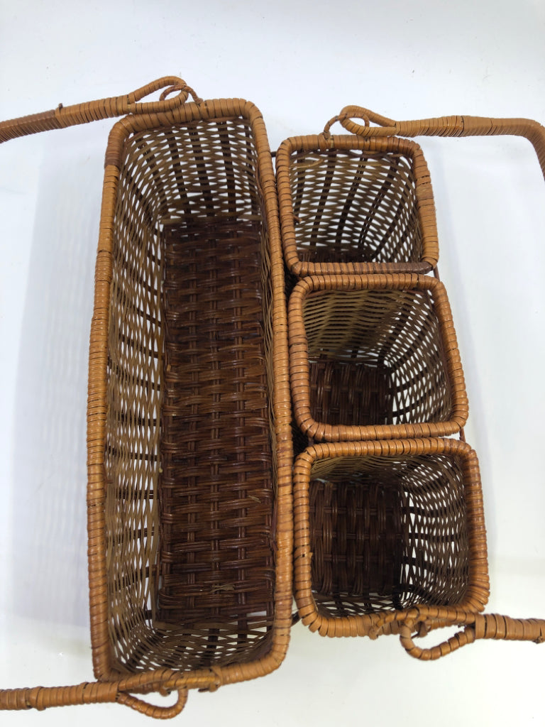 WICKER UTENSIL HOLDER BASKET.