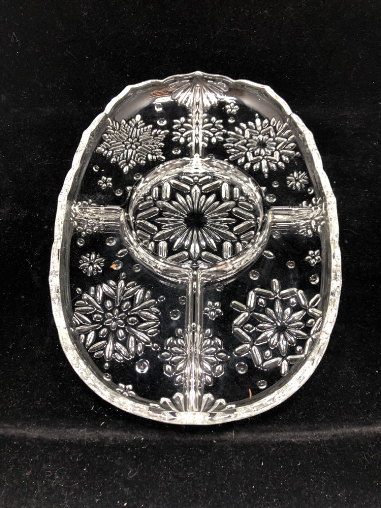 SNOWFLAKE CLEAR GLASS 5 SECTION PLATTER.