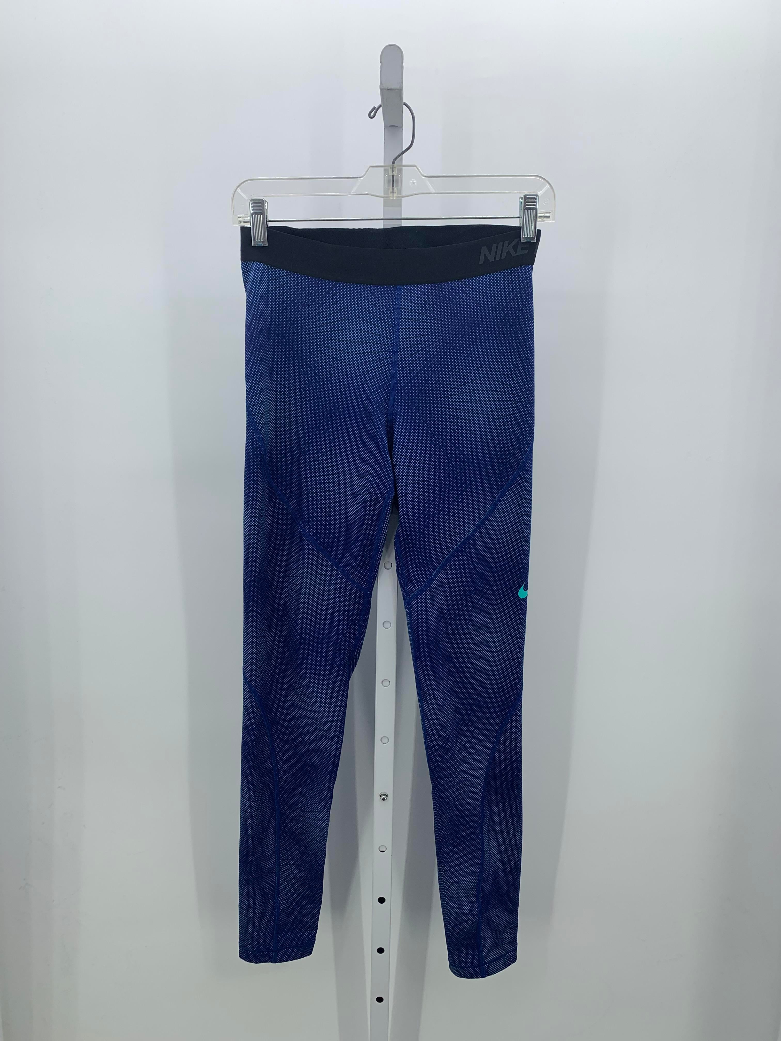 Nike Size Medium Misses Leggings