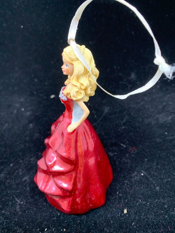 HOLIDAY BARBIE ORNAMENT.