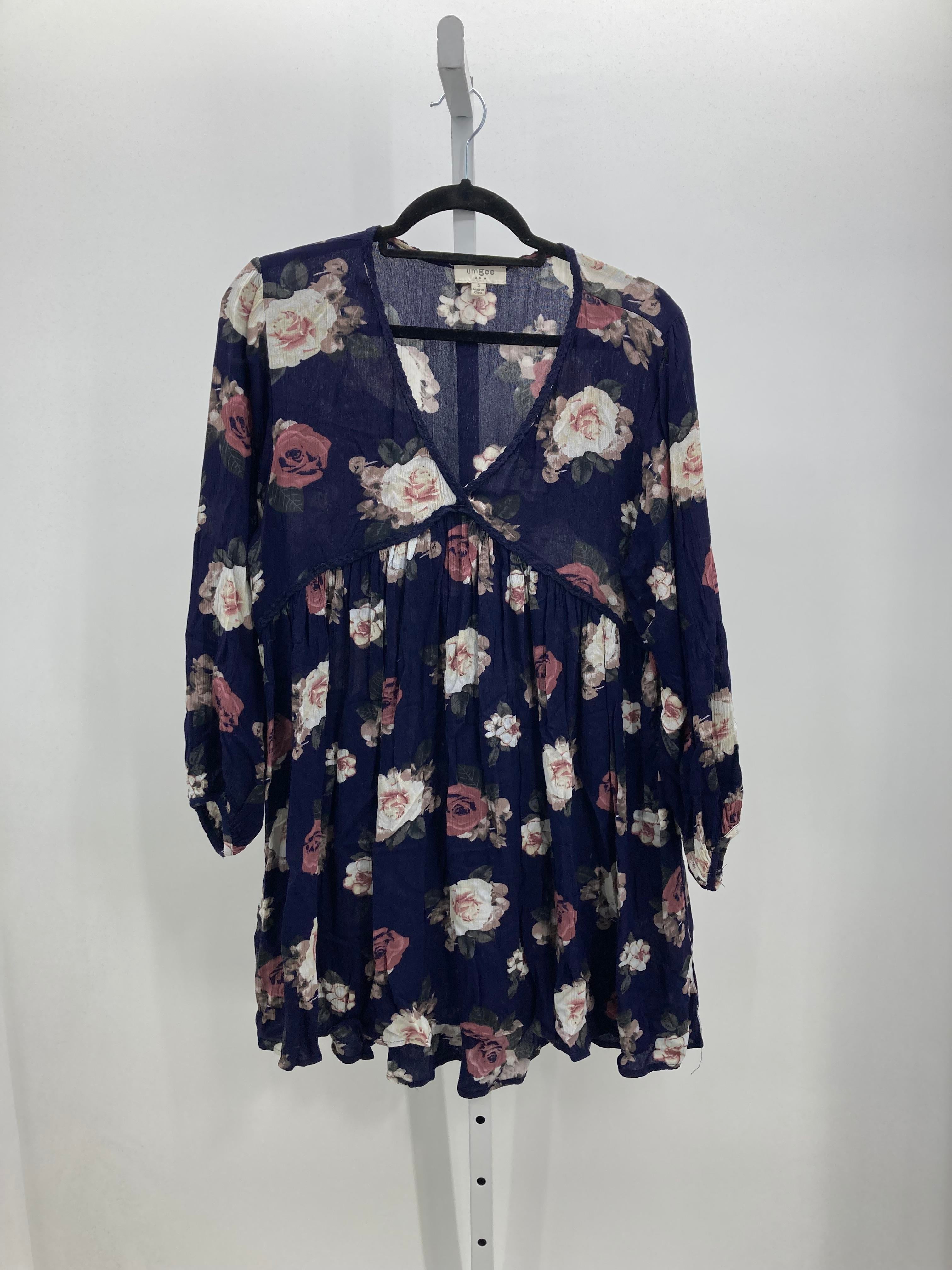 Size Small Misses 3/4 Sleeve Dress