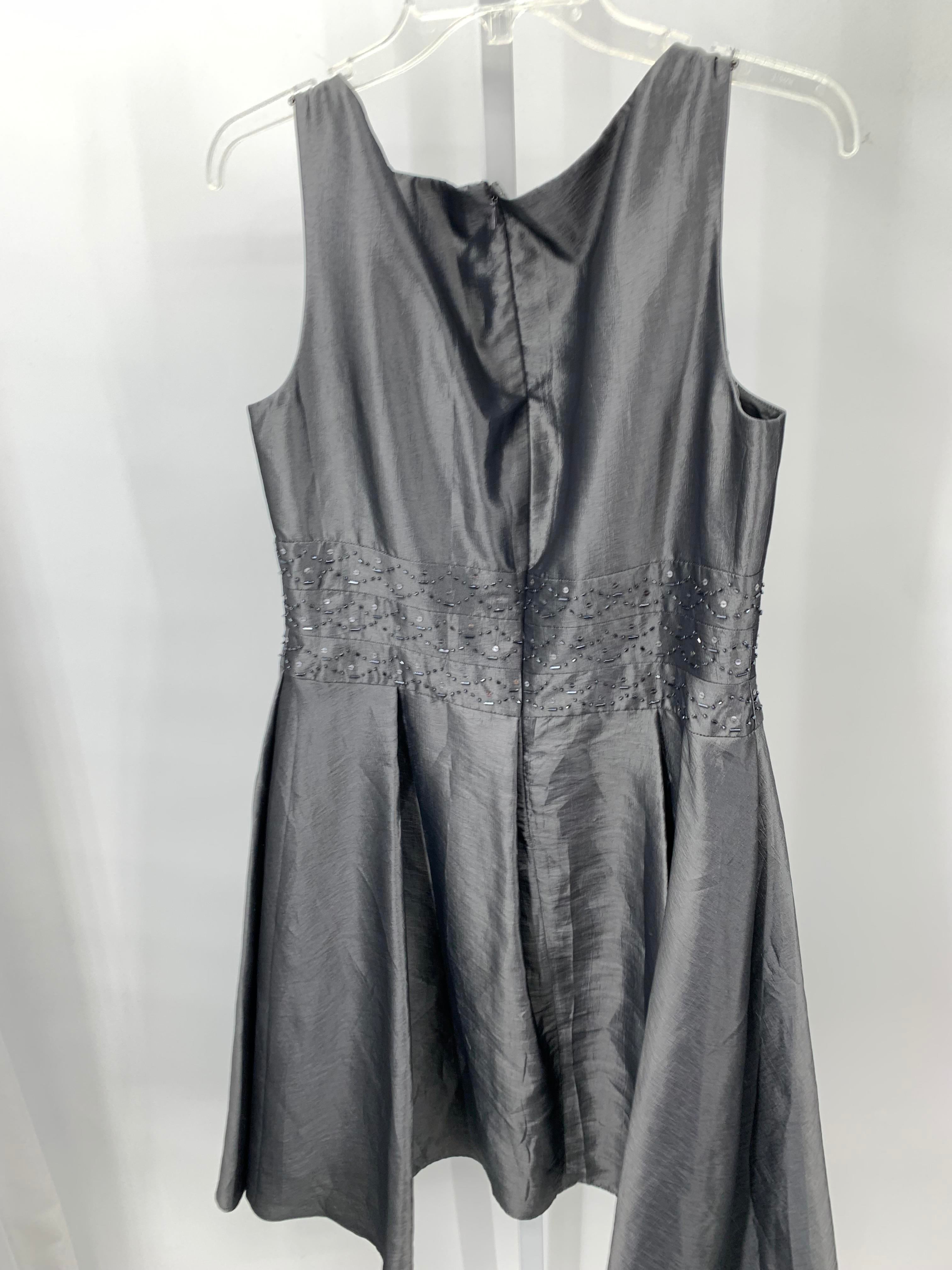Jones Wear Size 12 Misses Sleeveless Dress