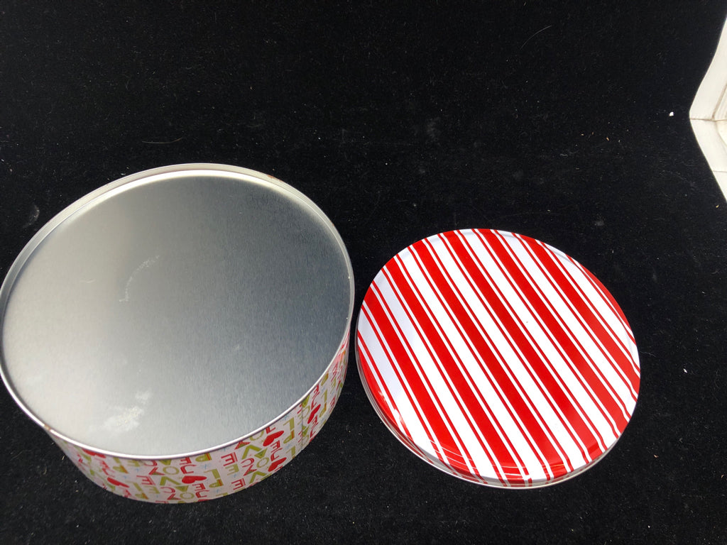PEACE LOVE ROUND METAL TIN.