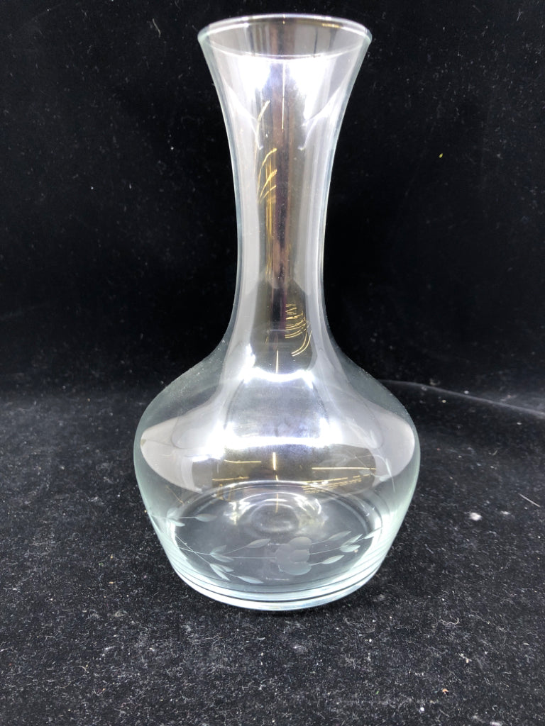 ETCHED PRINCESS HOUSE DECANTER *NO STOPPER*.