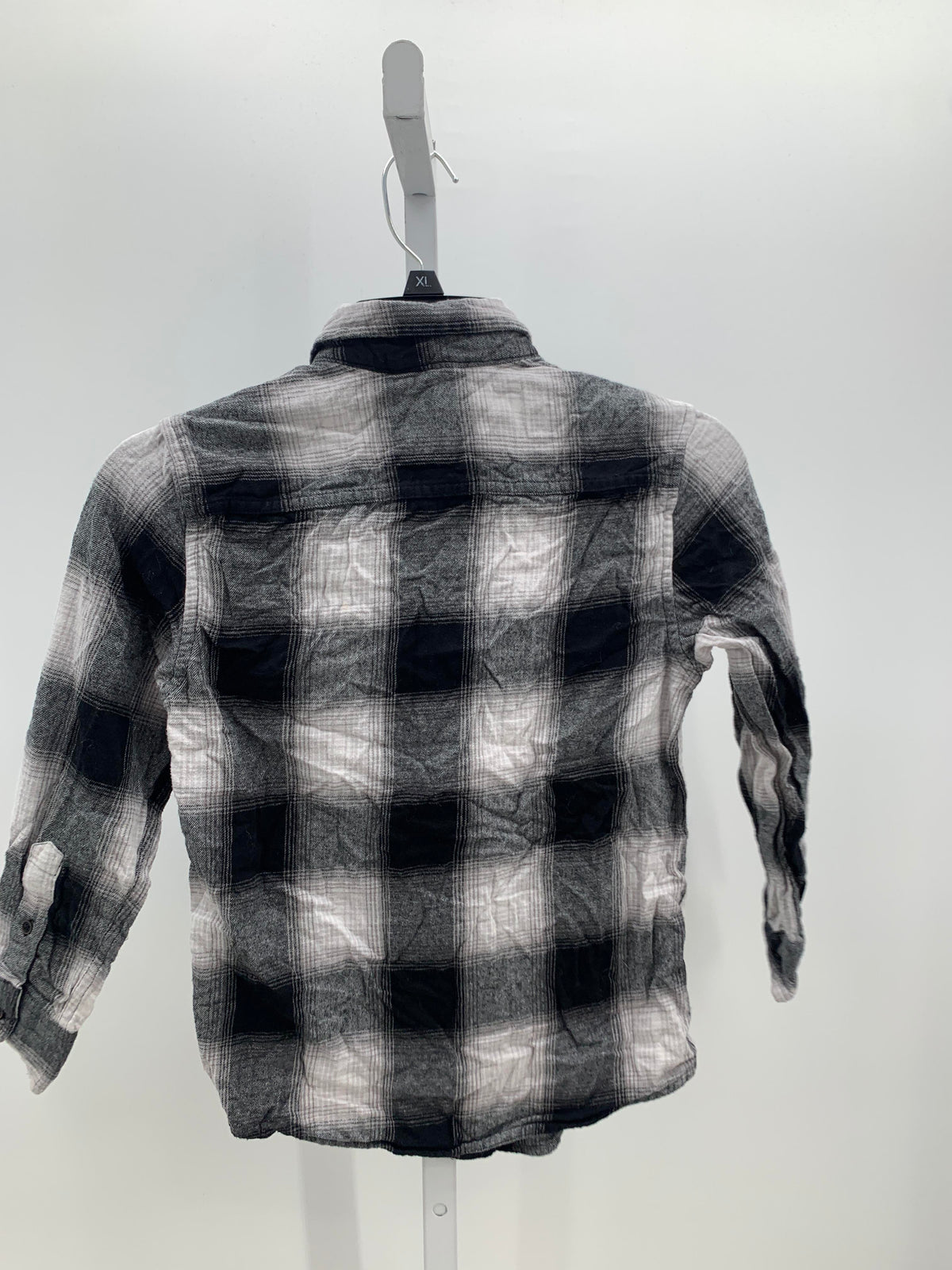 PLAID BTN DOWN