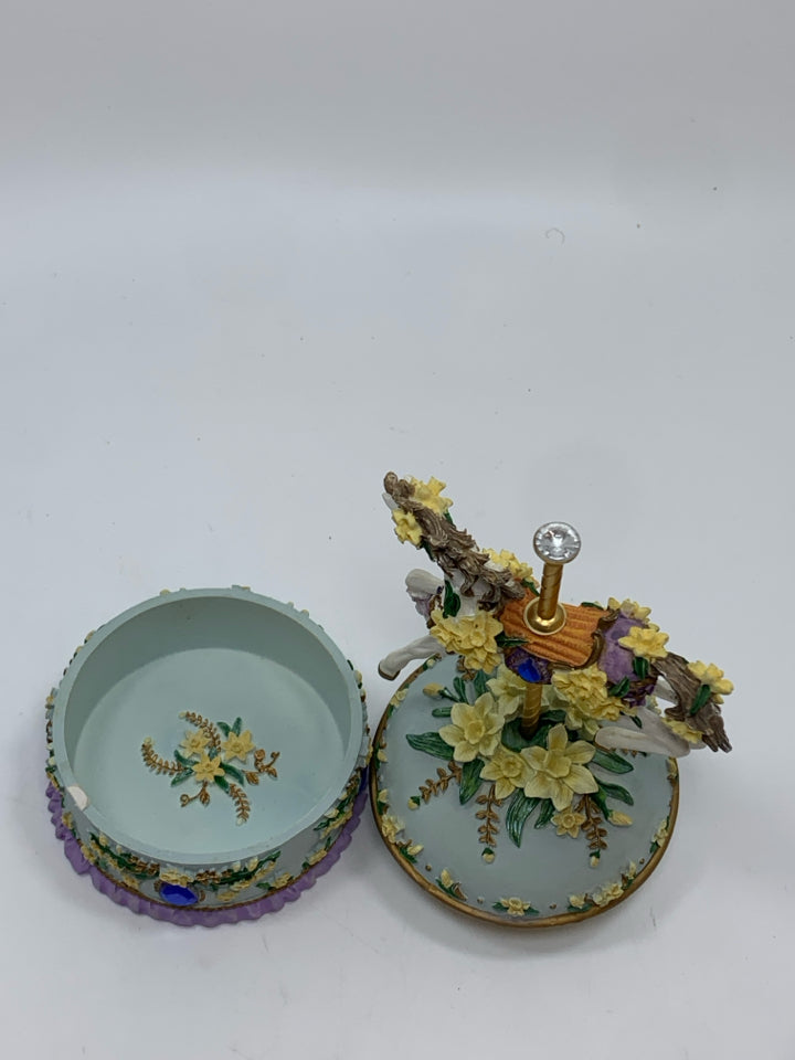 PENELOPE PAINTED PONIES SPINNING CAROUSEL BOX.