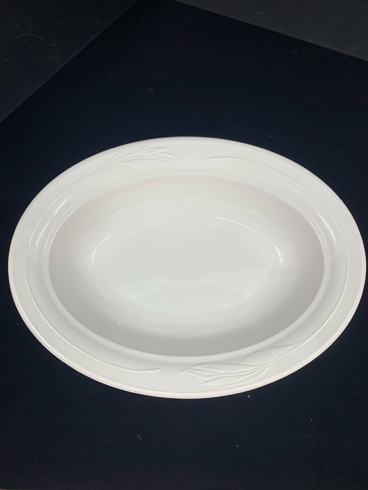 OVAL WHITE SERVER.