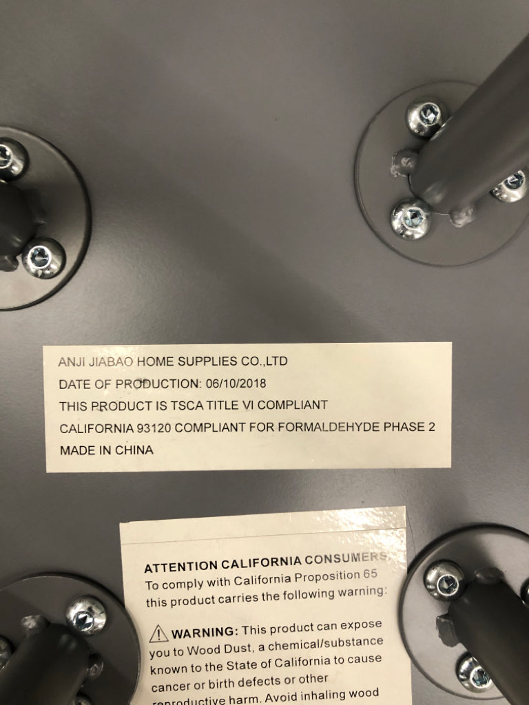 CONTEMPORARY 2-TONED GRAY & WOOD CIRCLE END TABLE.