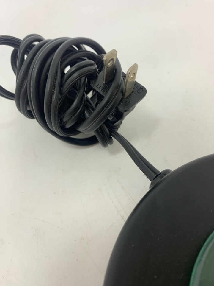 SMALL BLACK TOUCH LAMP.