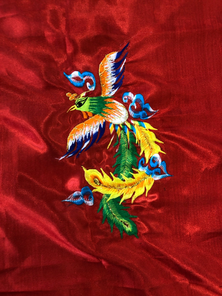 RED TABLE CLOTH W CHINESE DRAGON AND LETTERS.