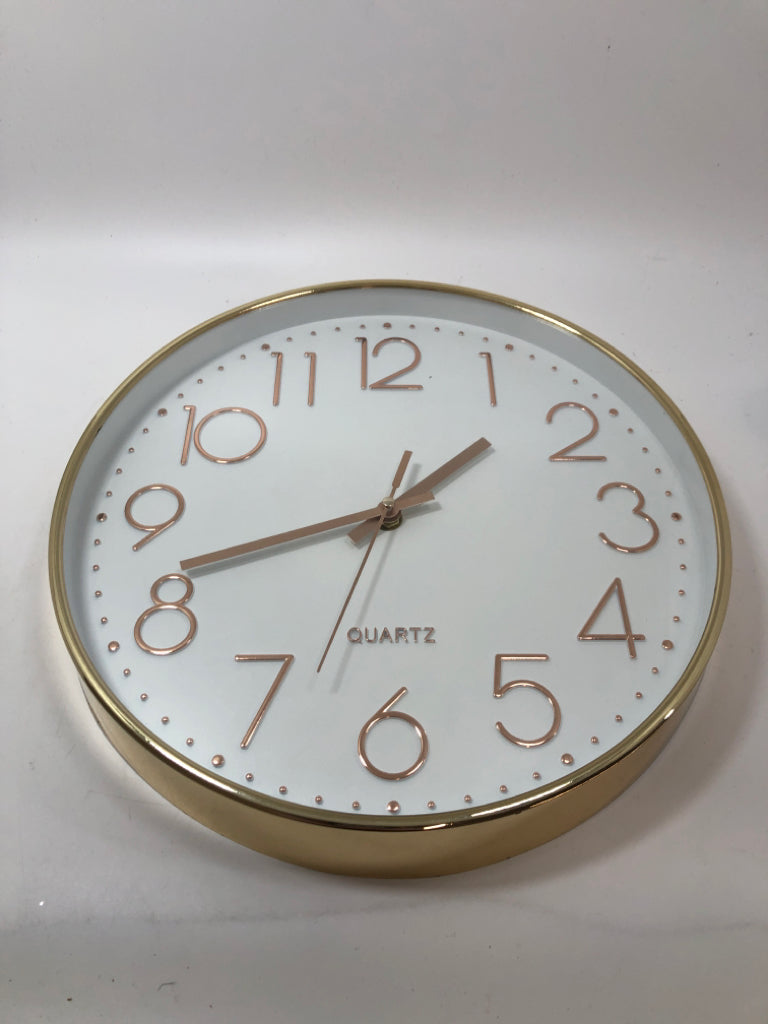 ROSE GOLD CLOCK.