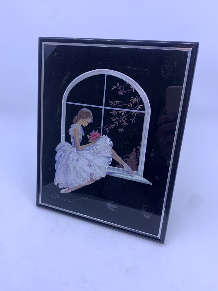 SITTING BALLERINA PHOTO, FRAMED PRINT.